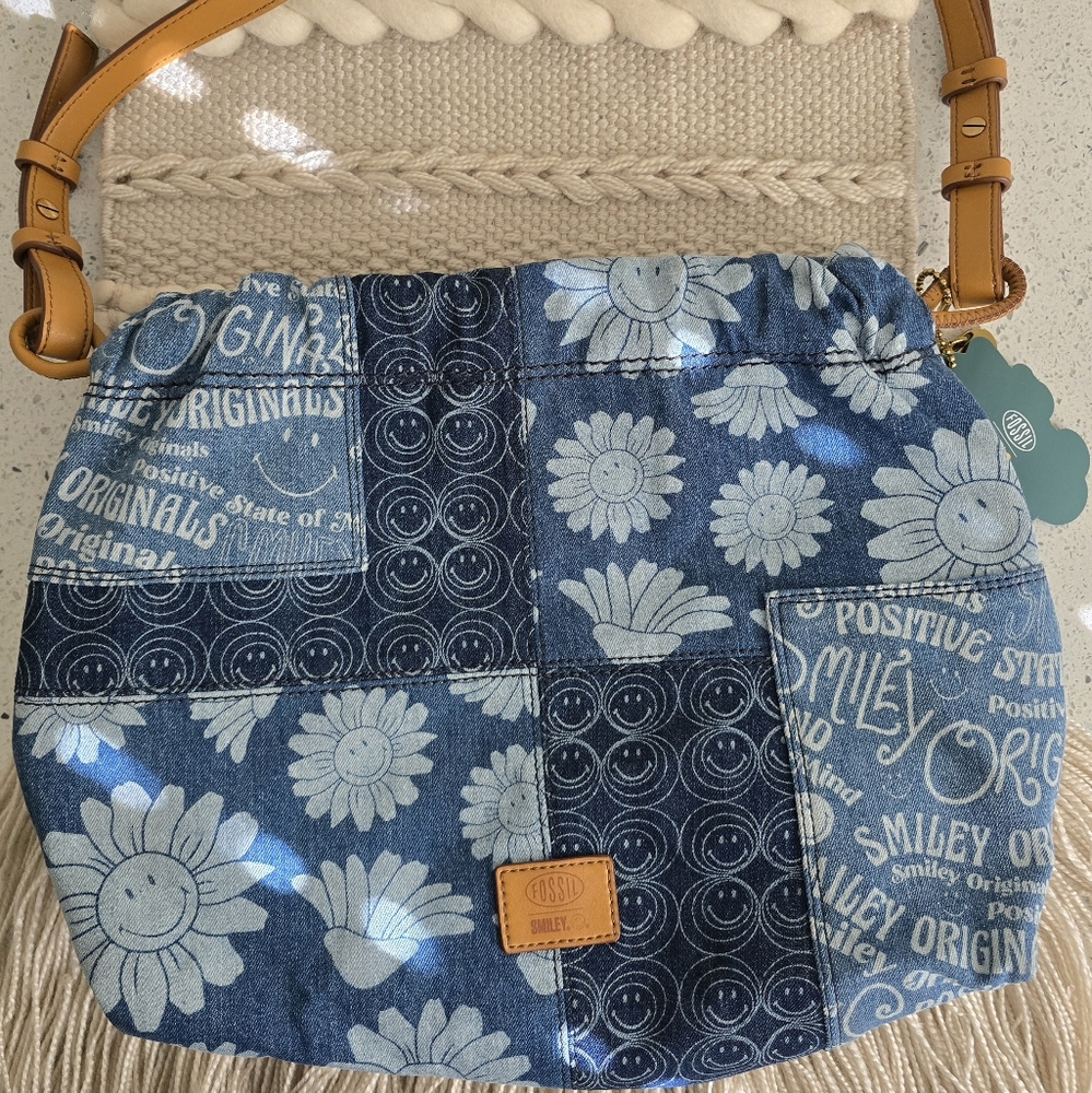 Fossil ร Smiley Denim - Picture 6 of 15
